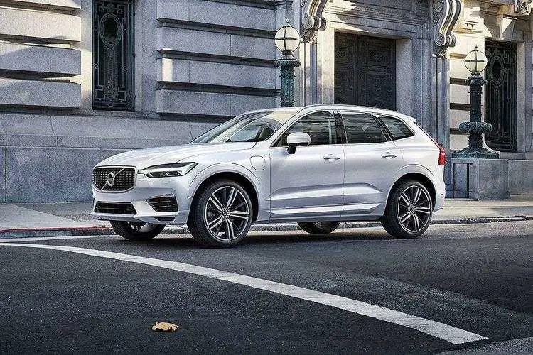 VOLVO XC60 B4 D automatico Core N1